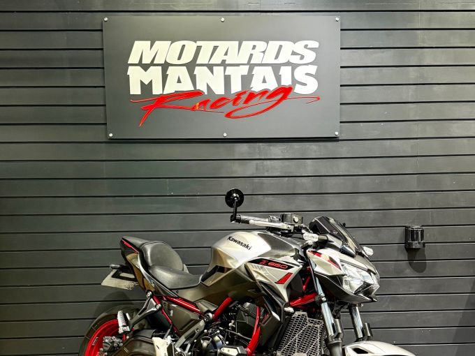 KAWASAKI Z 650 (47.5CV) 4