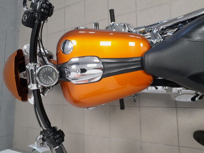 HARLEY-DAVIDSON SOFTAIL BREAKOUT 1690 4