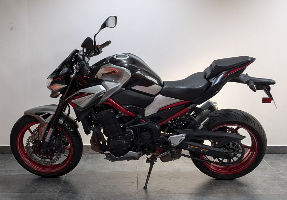 KAWASAKI Z 900 4