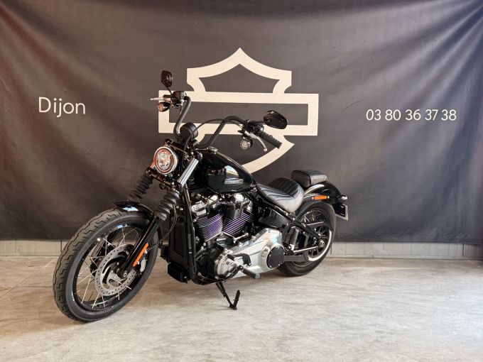 HARLEY-DAVIDSON SOFTAIL STREET BOB 1868 4