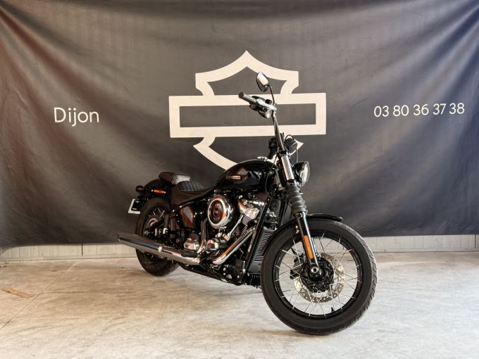 HARLEY-DAVIDSON SOFTAIL STREET BOB 1868 4