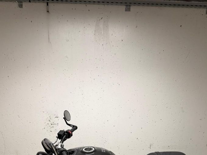 TRIUMPH TRIDENT 660 4