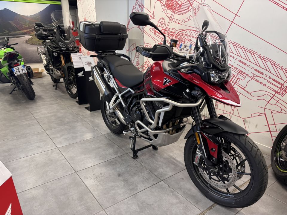 TRIUMPH Tiger 900 GT PRO 4