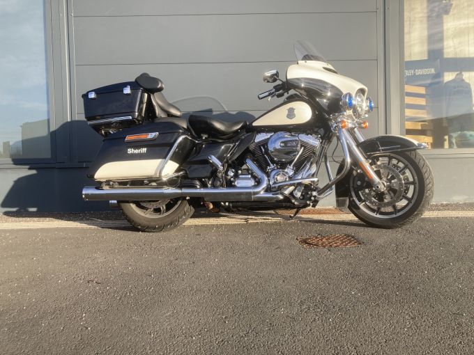 HARLEY-DAVIDSON TOURING ELECTRA GLIDE 1690 POLICE 4