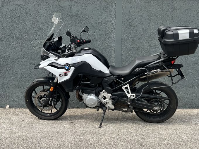 BMW f 750 gs 4