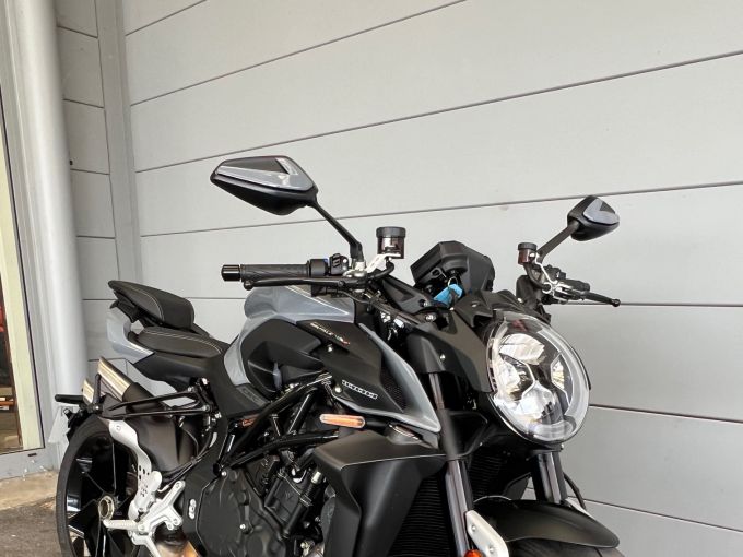 MV AGUSTA BRUTRALE 1000 RS 4