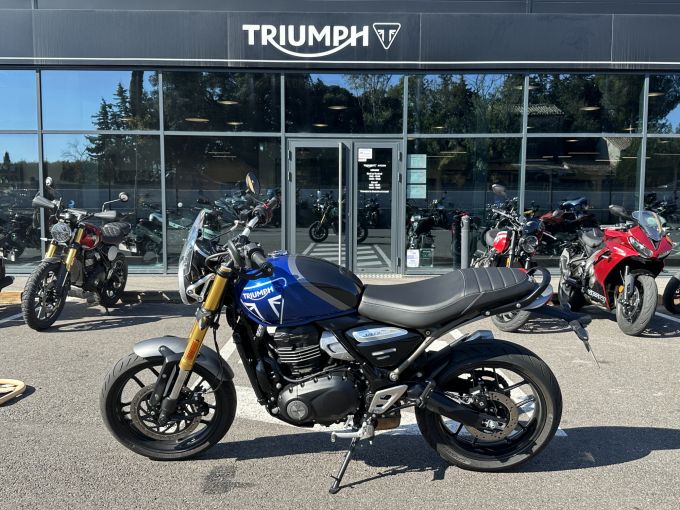 TRIUMPH SPEED 400 4
