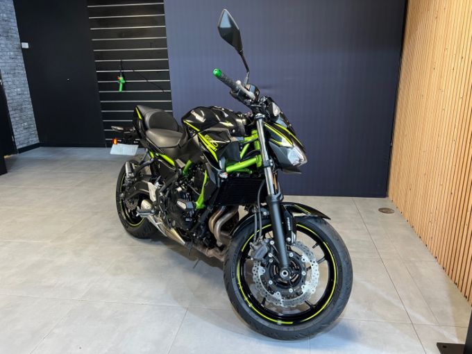 KAWASAKI Z650 ABS 4