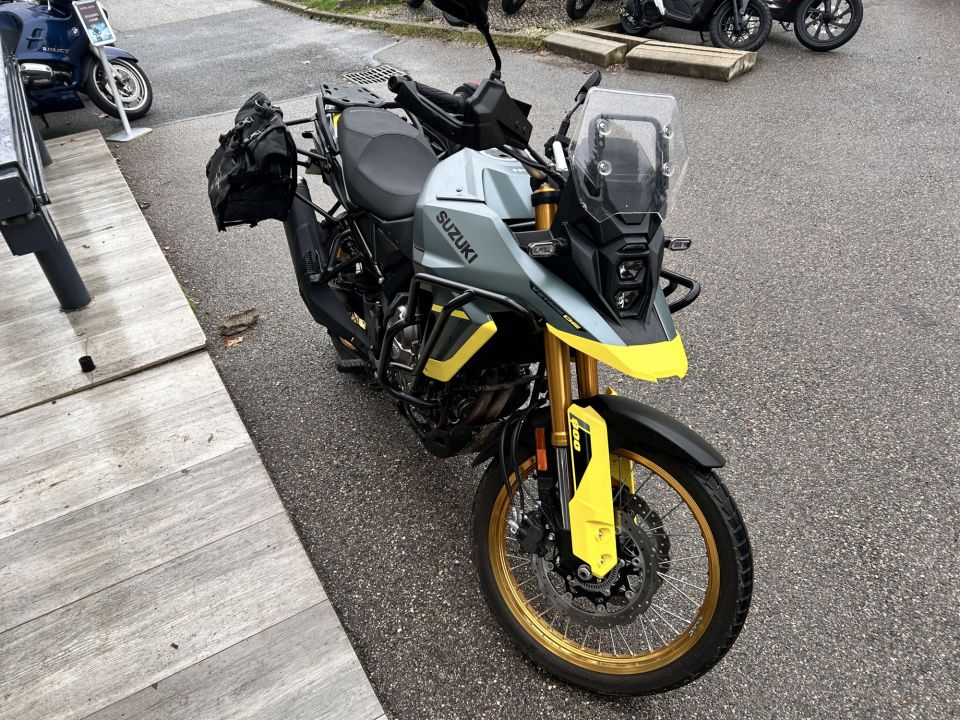 SUZUKI DL V-STROM 800DE 4