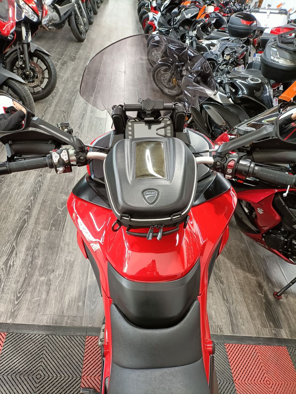 DUCATI MULTISTRADA 1200 S TOURING D-AIR 4