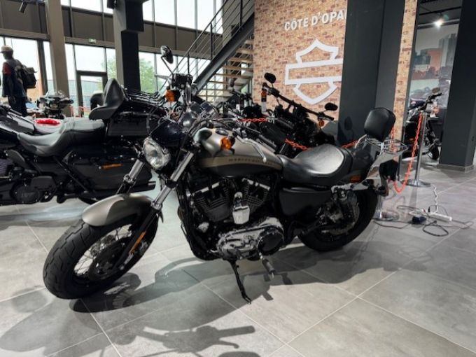 HARLEY-DAVIDSON SPORTSTER CUSTOM 1200 4