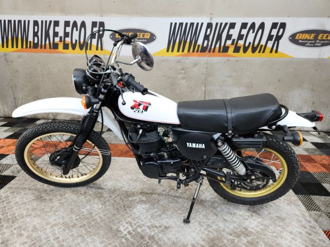 YAMAHA XT 4