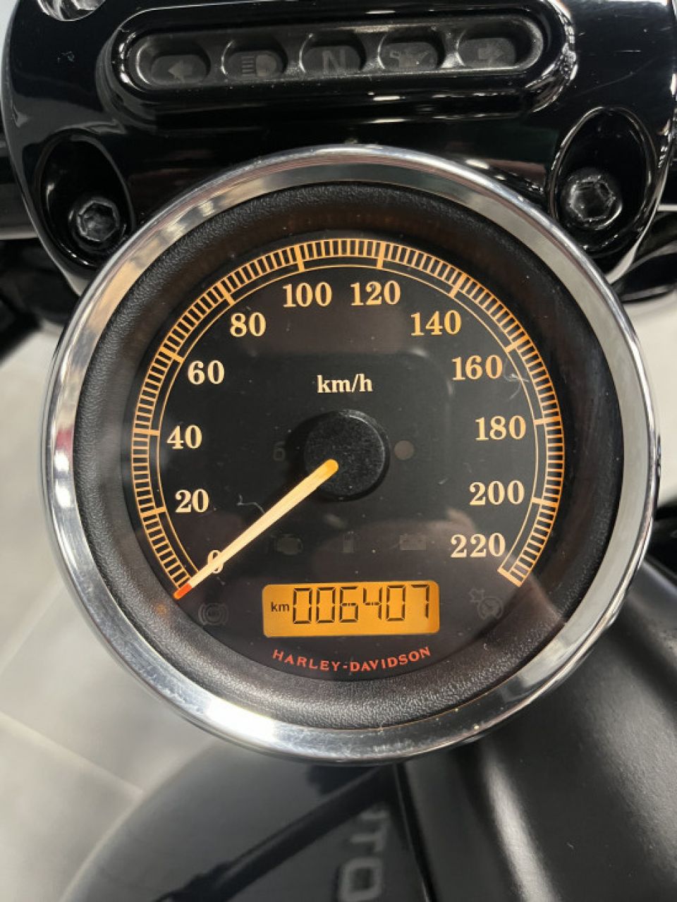 HARLEY-DAVIDSON Softail Breakout FXS 103 4