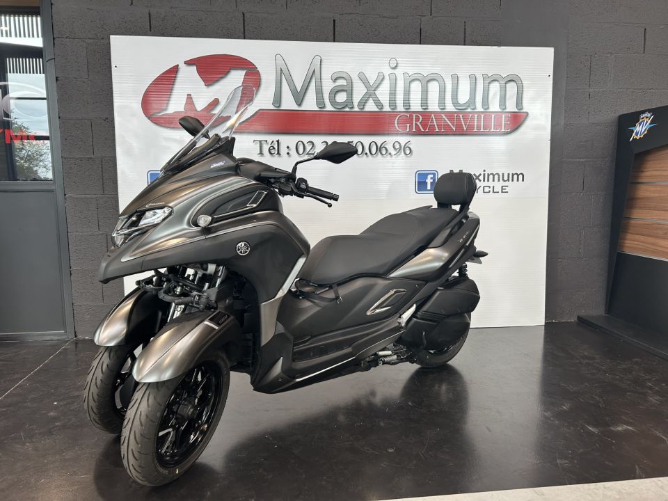 YAMAHA TRICITY 300 4