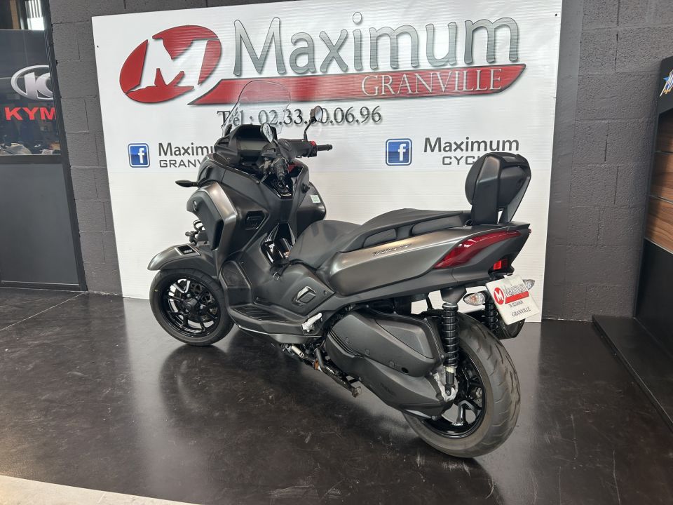 YAMAHA TRICITY 300 4