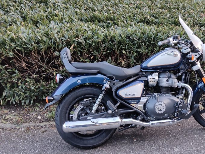 ROYAL ENFIELD SUPER METEOR 650 4