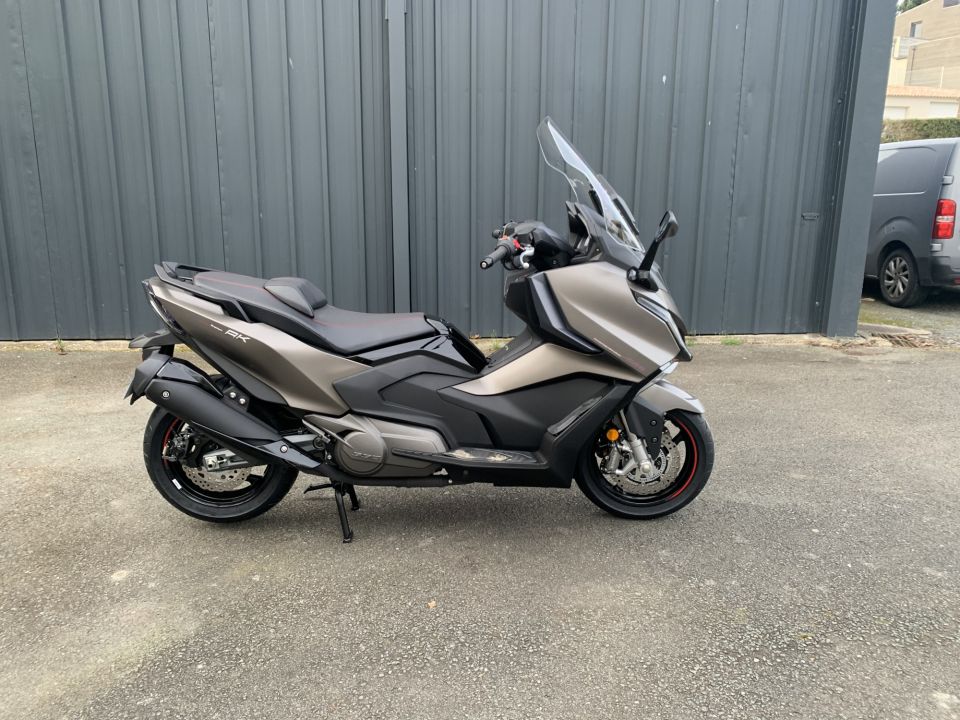 KYMCO AK 550 PREMIUM 4