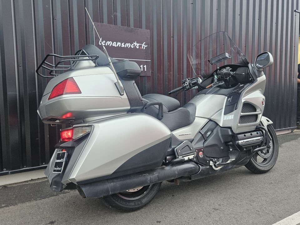 HONDA GL1800 GOLDWING 4