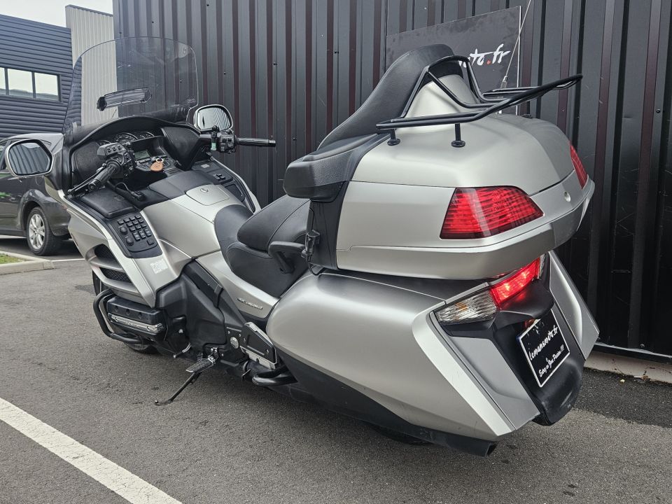 HONDA GL1800 GOLDWING 4