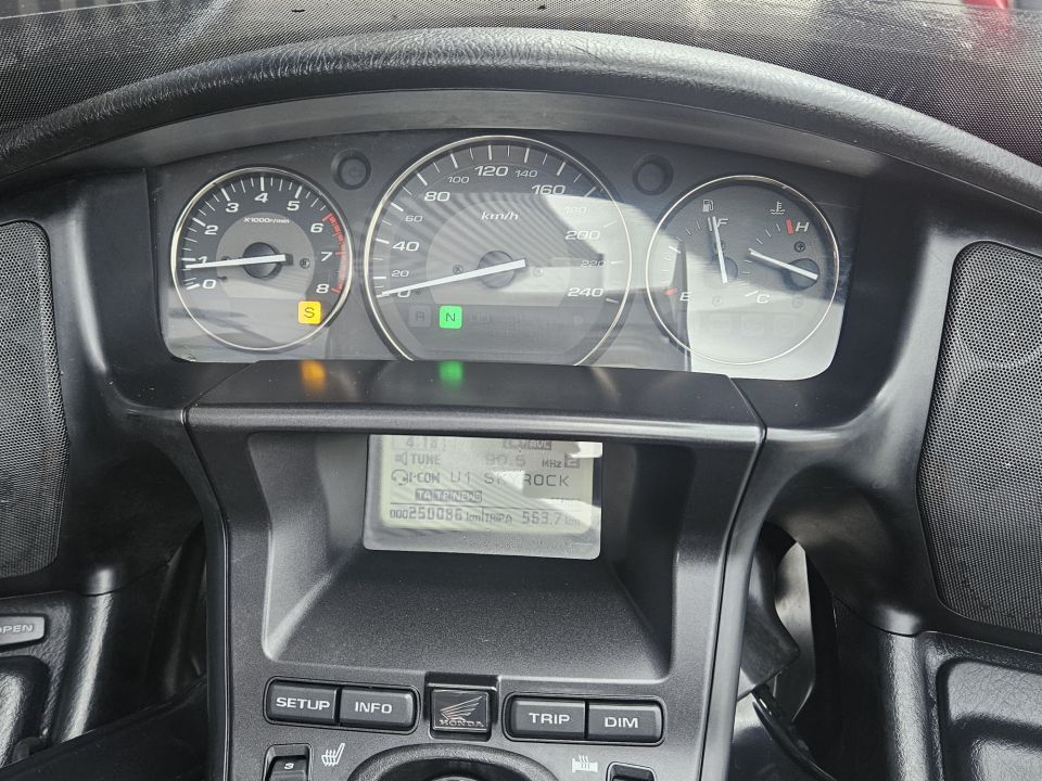 HONDA GL1800 GOLDWING 4