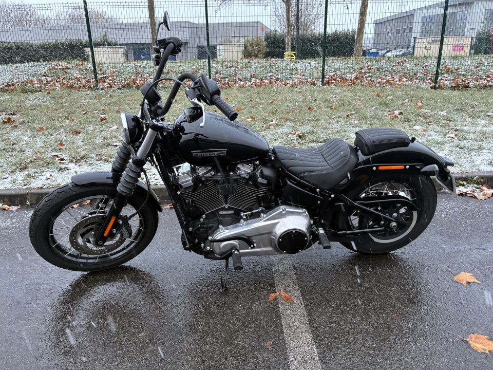 HARLEY-DAVIDSON SOFTAIL STREET BOB 1868 4