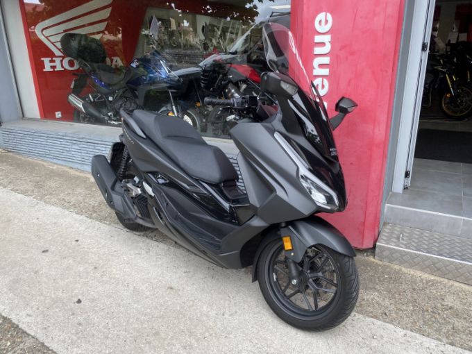 HONDA FORZA 125 ABS 4