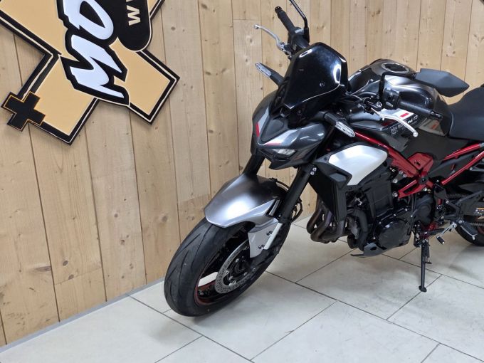 KAWASAKI Z 900 4