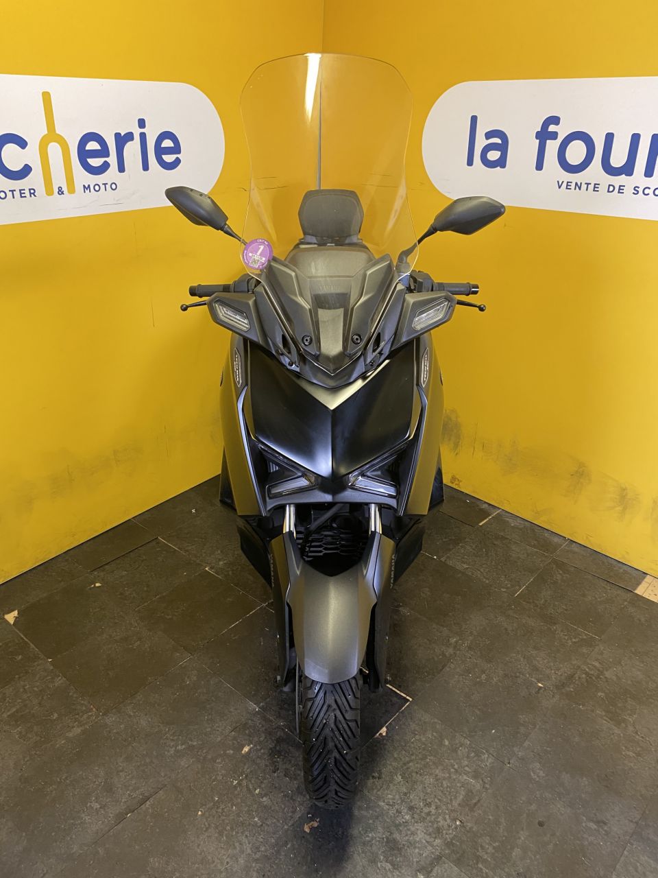 YAMAHA X-MAX 125 TECH MAX 4