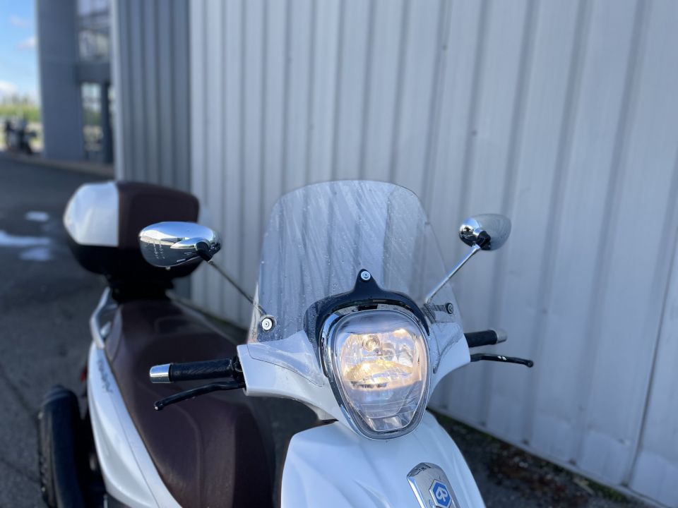 PIAGGIO BEVERLY 125 4