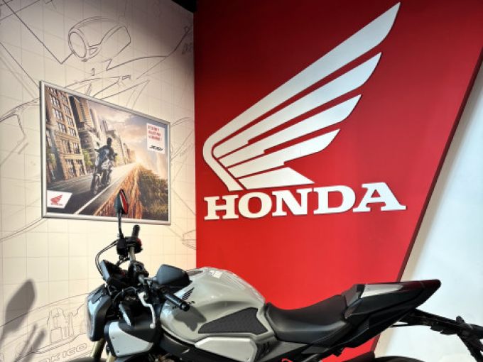 HONDA CB650R Neo Sports Café 4