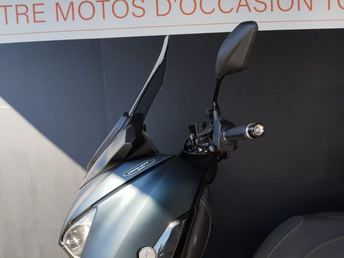 YAMAHA X-MAX 125 TECH MAX 4