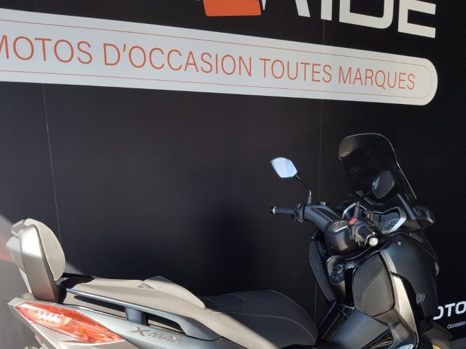 YAMAHA X-MAX 125 TECH MAX 4