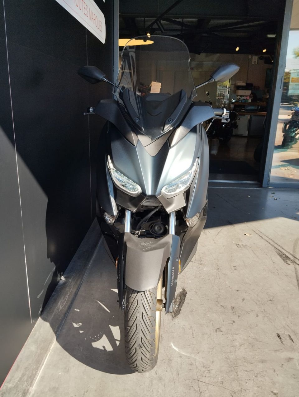 YAMAHA X-MAX 125 TECH MAX 4