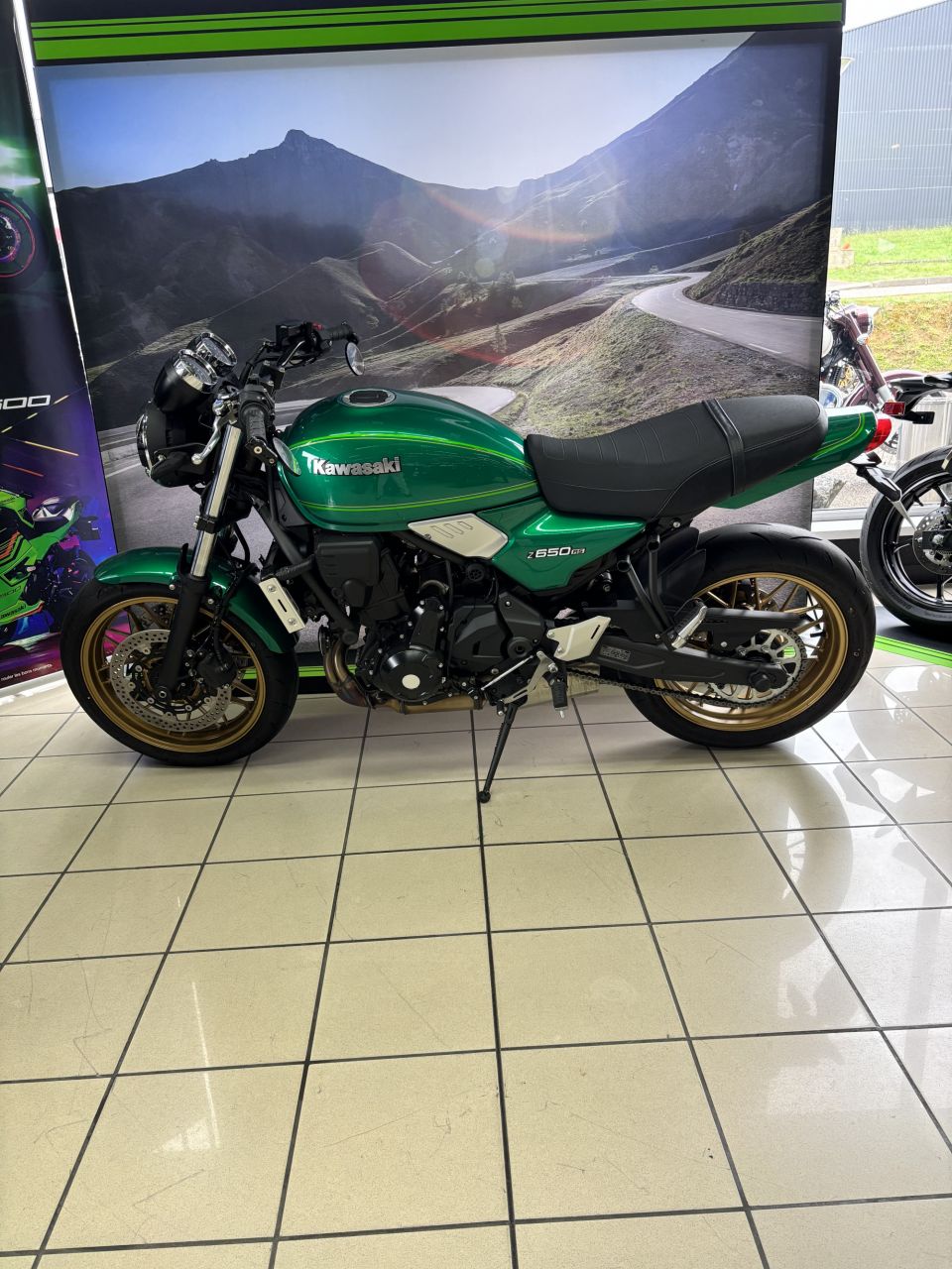KAWASAKI Z650 - Z650 4