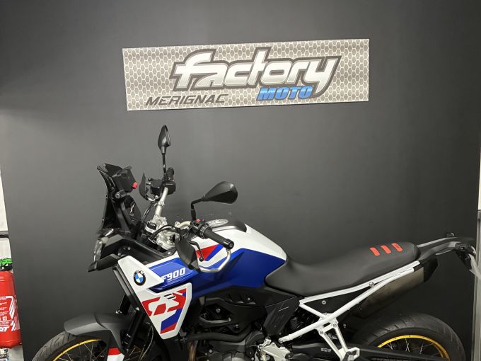 BMW F 900 GS 4