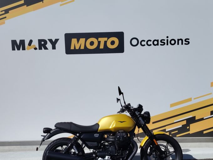 MOTO GUZZI V7 STONE 4
