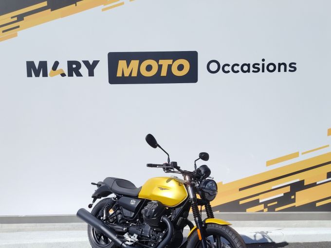 MOTO GUZZI V7 STONE 4