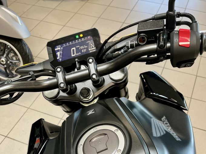 HONDA CBF 125 4