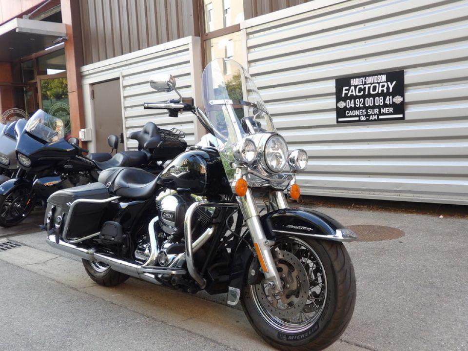 HARLEY-DAVIDSON TOURING ROAD KING 1690 4