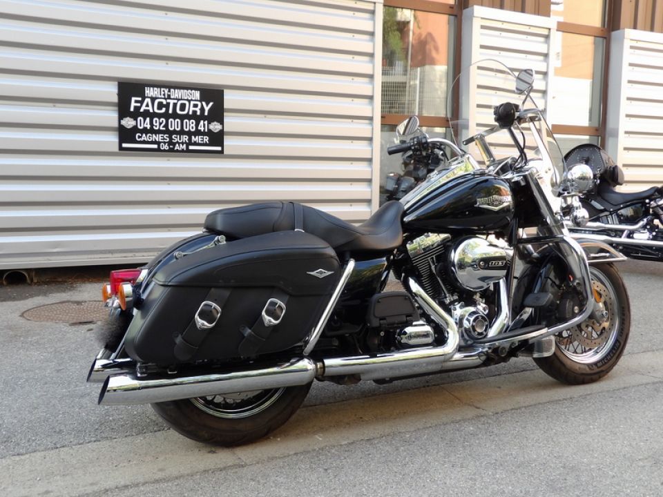 HARLEY-DAVIDSON TOURING ROAD KING 1690 4