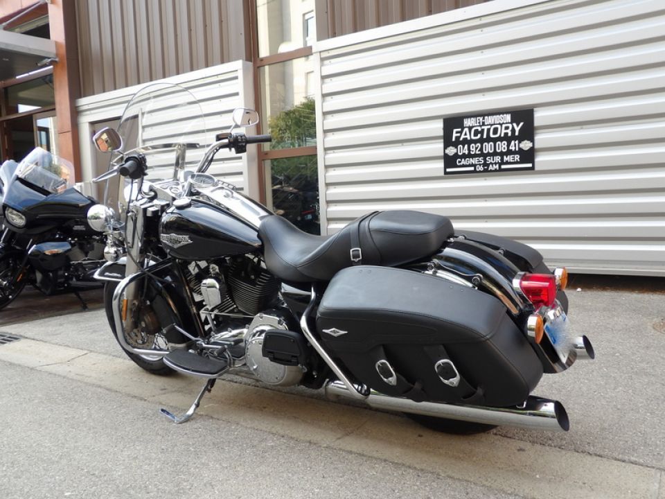 HARLEY-DAVIDSON TOURING ROAD KING 1690 4