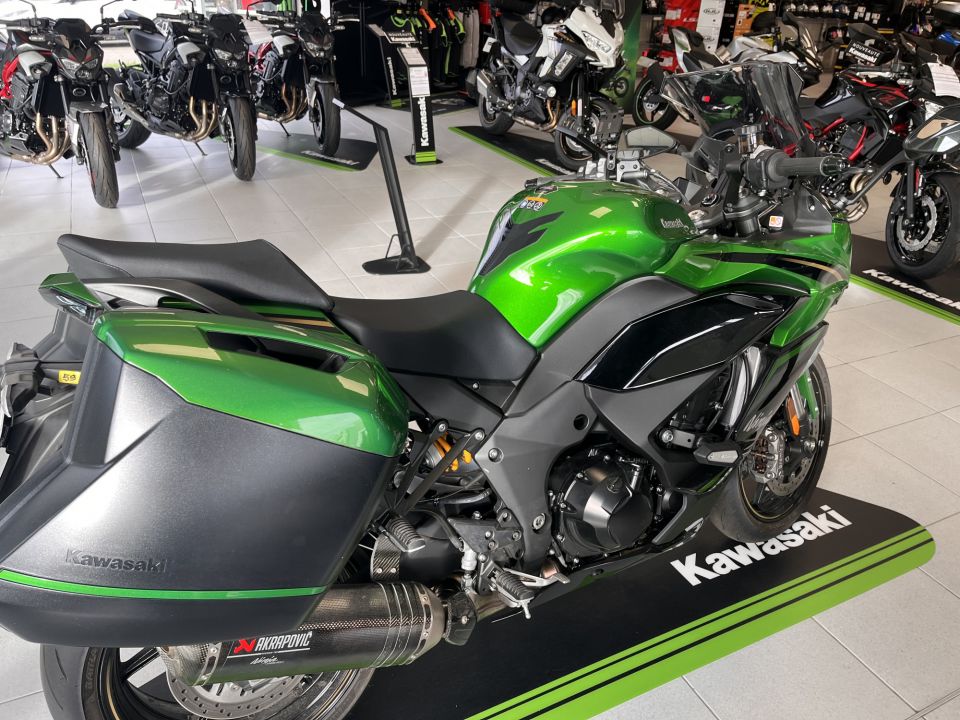 KAWASAKI NINJA 1000 SX TOURER 4