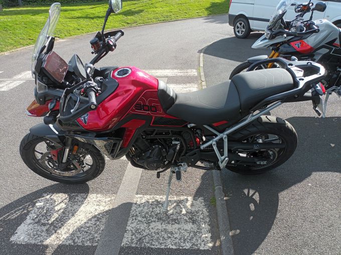 TRIUMPH Tiger 900 GT PRO 4