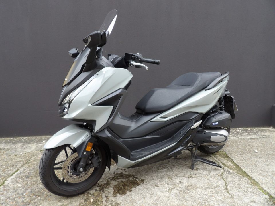 HONDA NSS FORZA 125 4