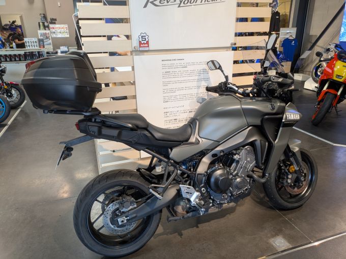 YAMAHA TRACER 9 4
