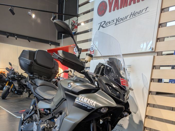 YAMAHA TRACER 9 4
