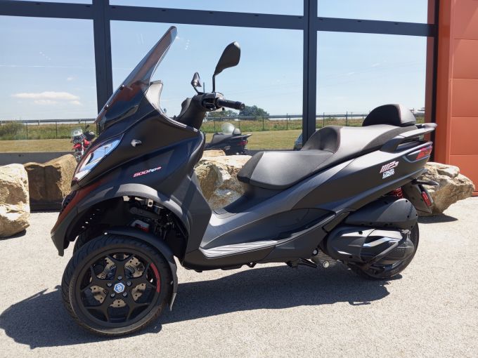PIAGGIO MP3 500 HPE SPORT ADVANCED ABS ASR 4