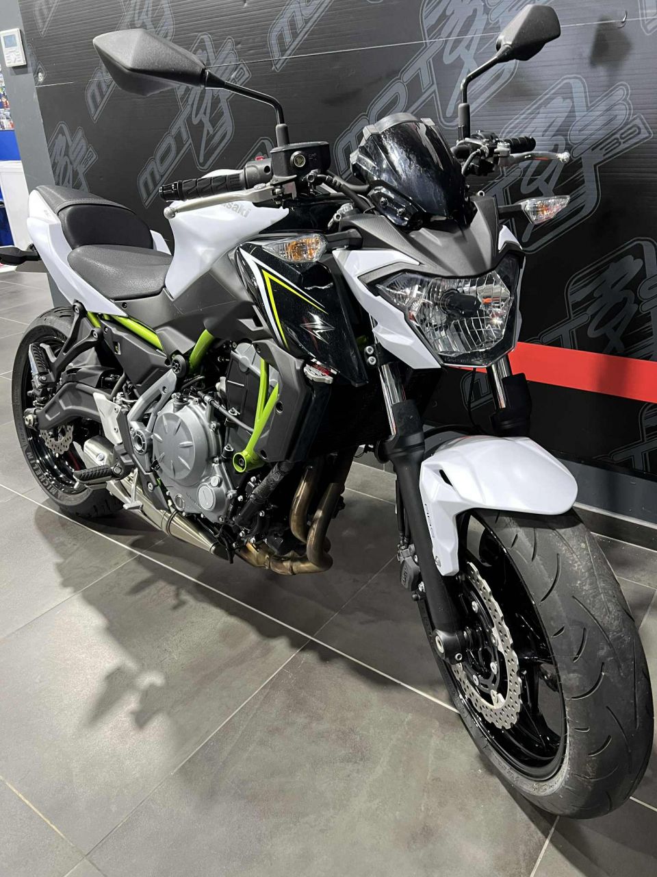 KAWASAKI Z 650 4