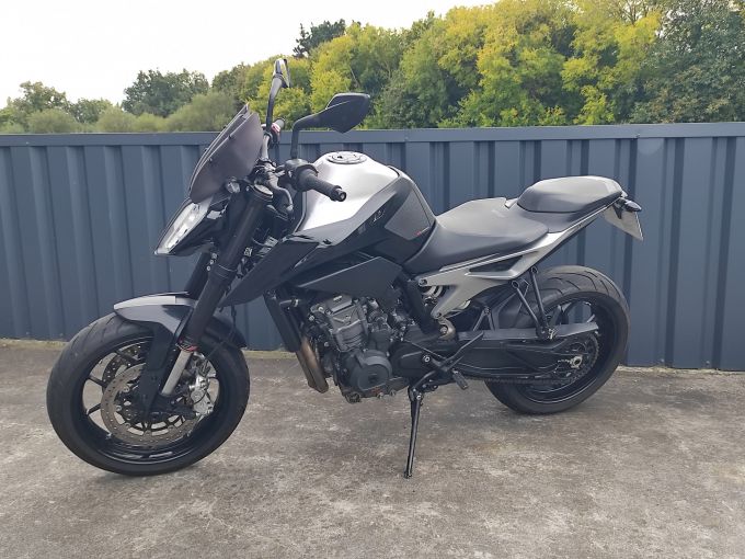 KTM 790 DUKE 4