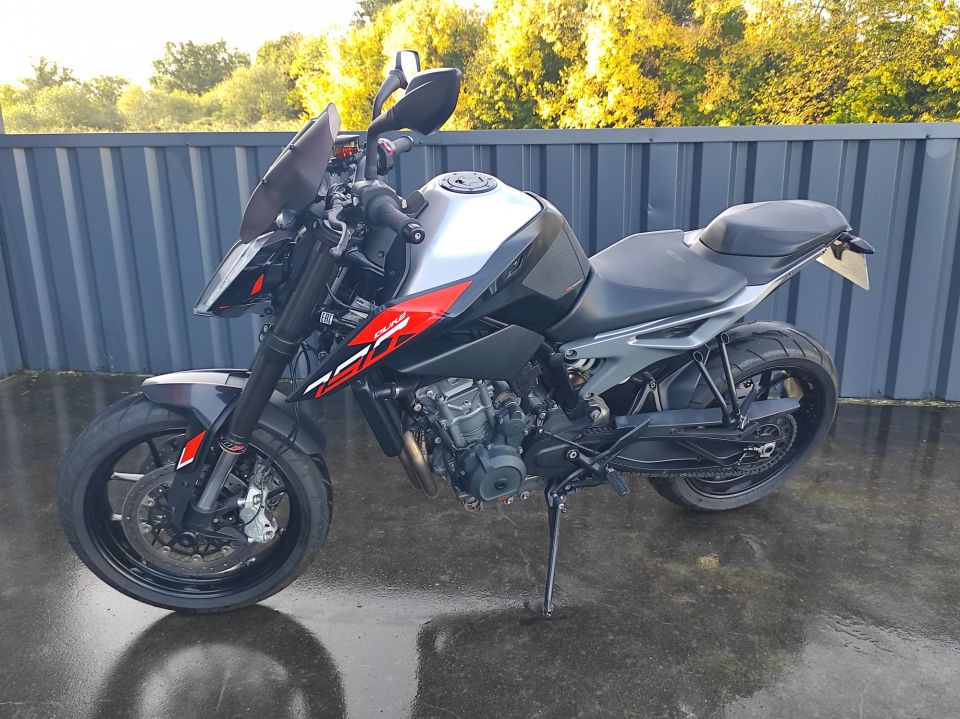 KTM 790 DUKE 4